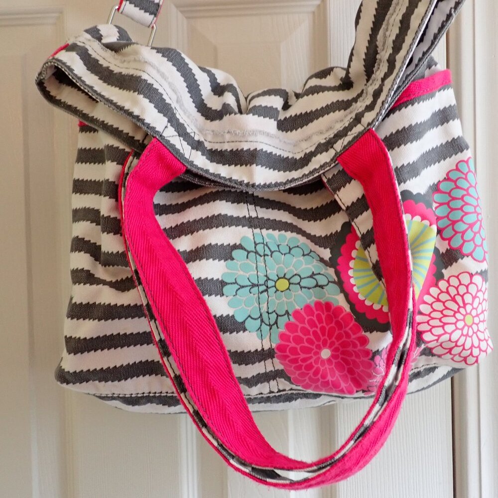 Thirty One Retro Metro Crossbody Fold Over  Bag Tote Gray White Stripes/ Flowers